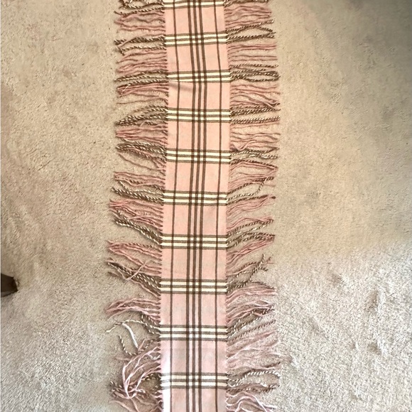 Burberry Cashmere Scarf - Picture 4 of 4